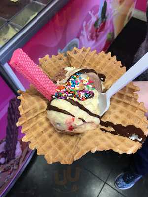 La Michoacana Ice Cream Shop