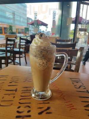 The Coffee Bean & Tea Leaf