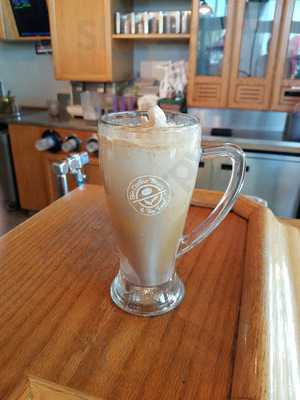 The Coffee Bean & Tea Leaf