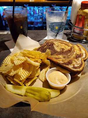 Bougey's Bar & Grill