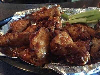 Bougey's Bar & Grill