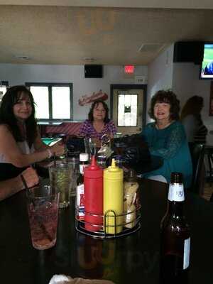 Bougey's Bar & Grill