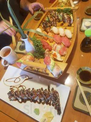 Fuji Japanese Steak House & Sushi Bar