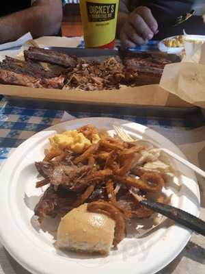 Dickey's Barbecue Pit