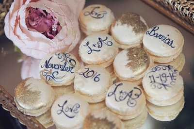 Johnson's Custom Cakes And More