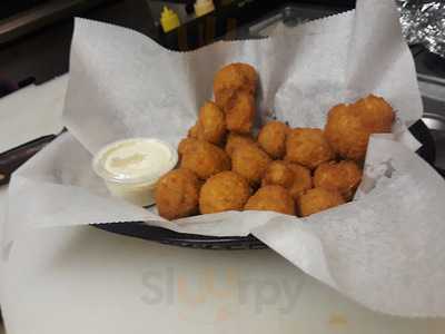 Highway 67 Roadhouse Bar & Grill