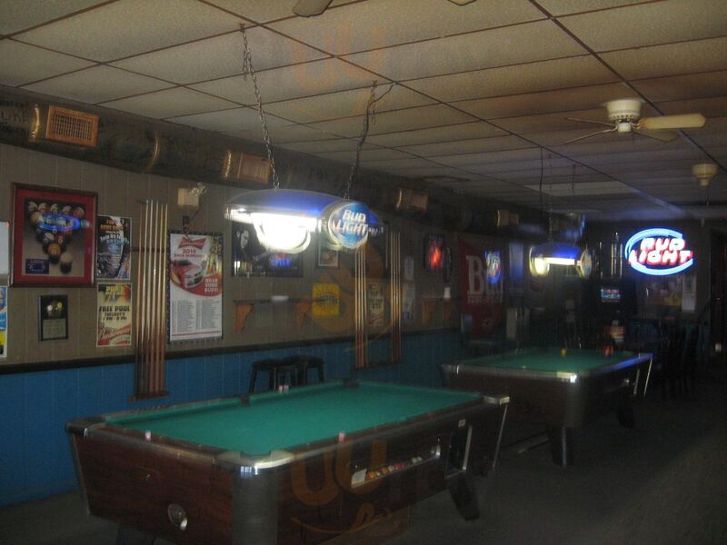 Pop's Bar And Grill