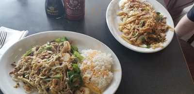 Khan's Mongolian Grill