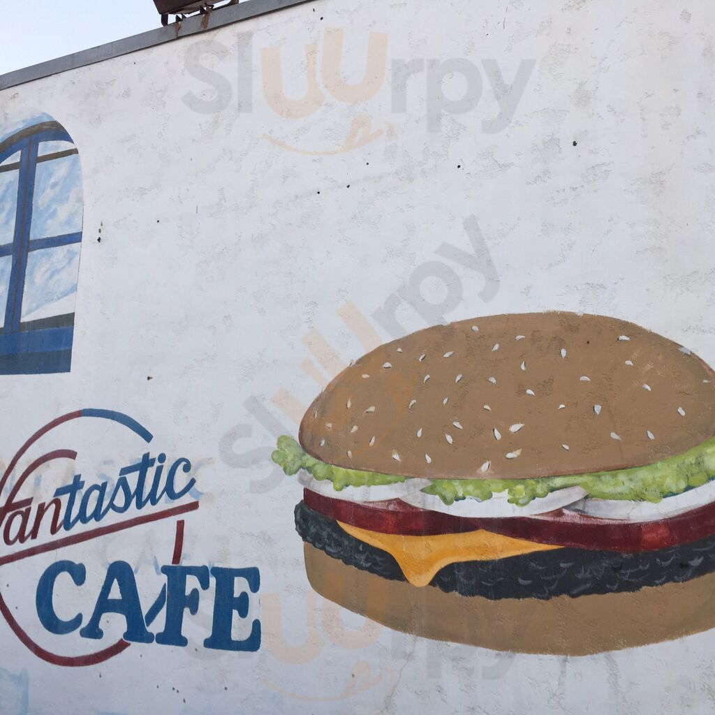 Fantastic Cafe