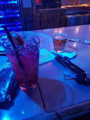 Saloon On Calhoun With Bacon