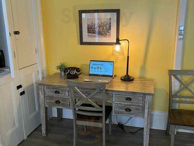 The Sunrise Cafe' Sandwich Shop