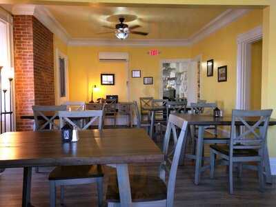 The Sunrise Cafe' Sandwich Shop