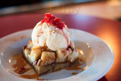 Witten's Grill And Sports Pub