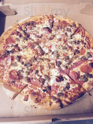 Lucky's Pizza & Subs