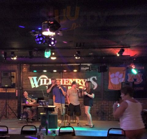 Will Henry's Tavern