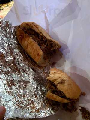 Giovannis Roastbeef & Pizzeria