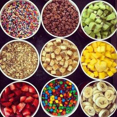 Menchie's Frozen Yogurt