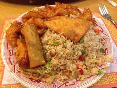 Treasure Dragon Restaurant
