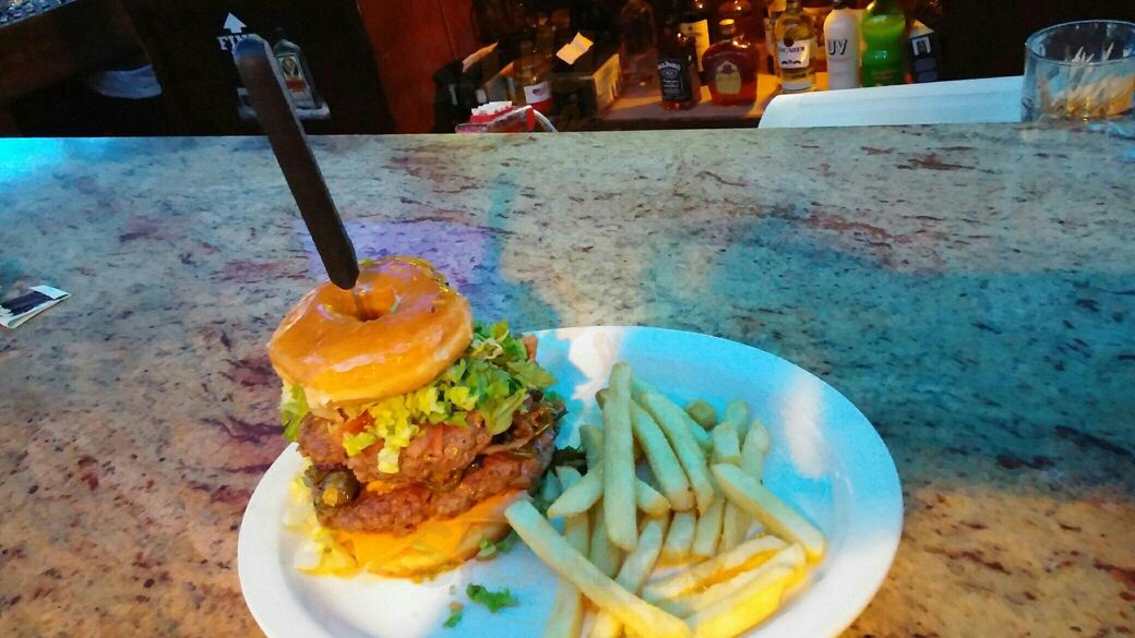 Kahunaos Bar And Grill