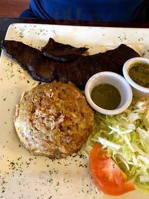 El Pez Dorado Restaurant