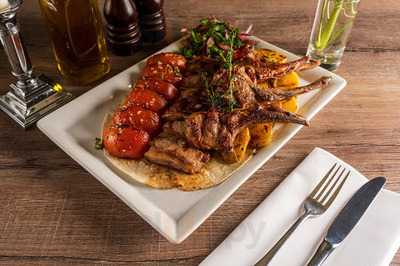 Yummee House Restaurant