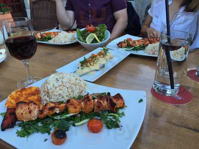 Yummee House Restaurant