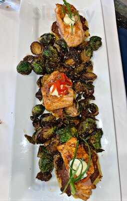 Mere Bulles Restaurant & Events