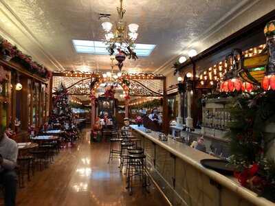 Zaharako's Ice Cream Parlor