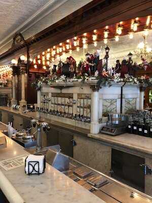 Zaharako's Ice Cream Parlor