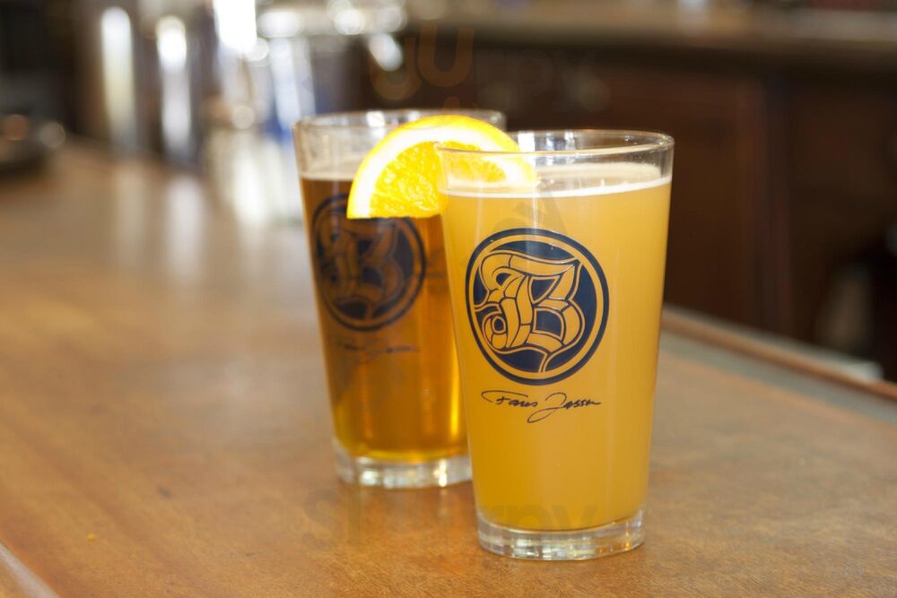 The Boulevard Tavern