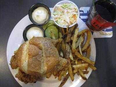 4th Street Bar & Grill