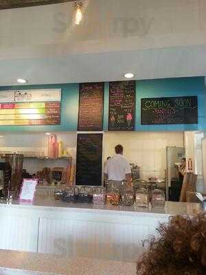 Frisbie's Dairy Barn