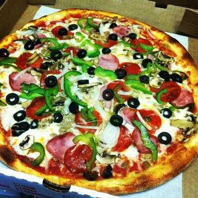 Nizza Pizza Pasta & Subs