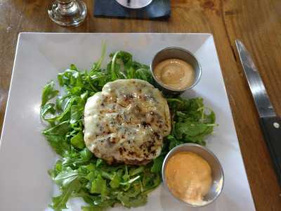 Stout Burgers And Beers
