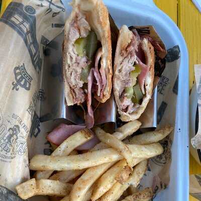 Salty Joe's Bbq Shop