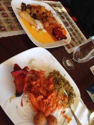 Taj Indian & Indo-chinese Cuisine