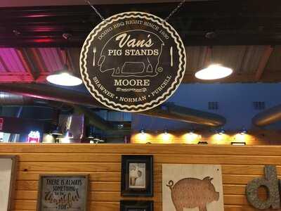 Van's Pig Stands - Moore