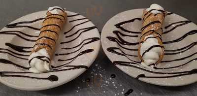 Tim's Pizzeria & Pub