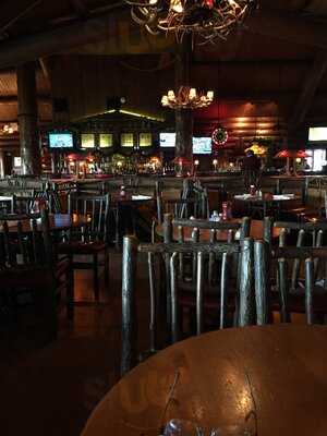 Sportsman's Grille And Lodge