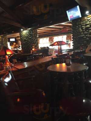 Sportsman's Grille And Lodge