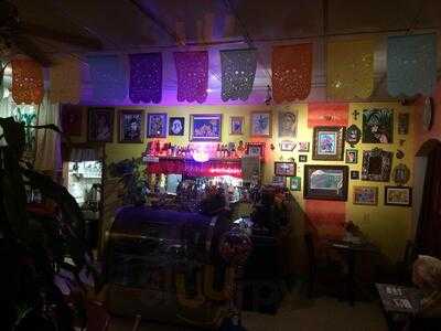 Del Pueblo Cafe