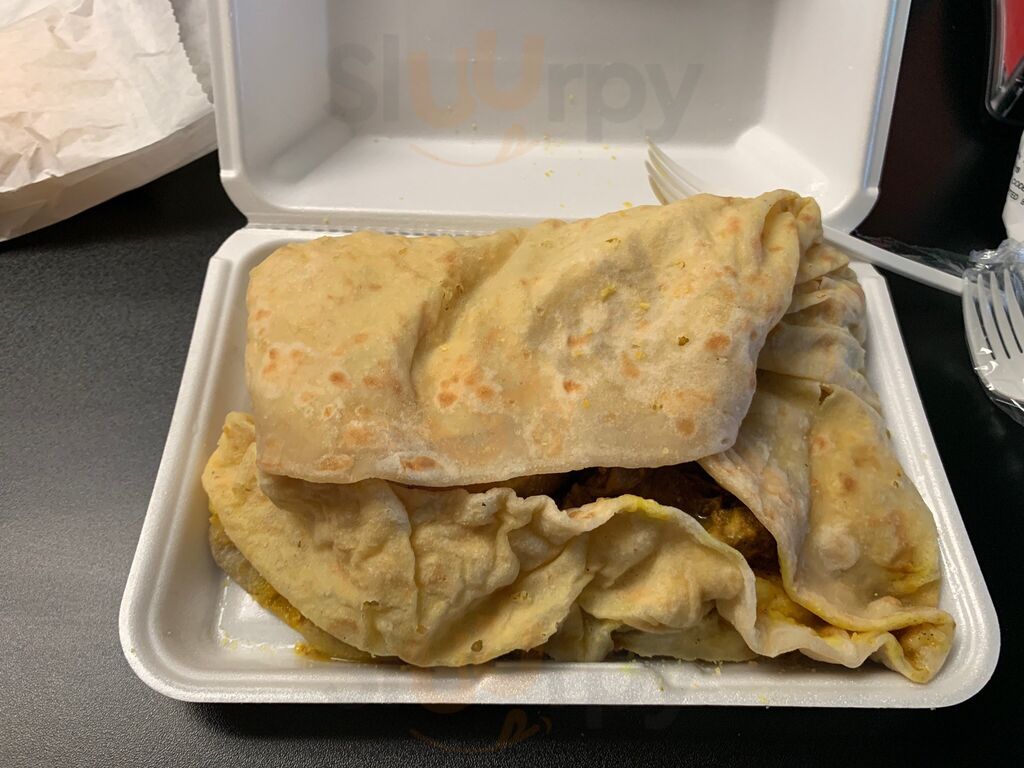 Queen's Caribbean Cuisine