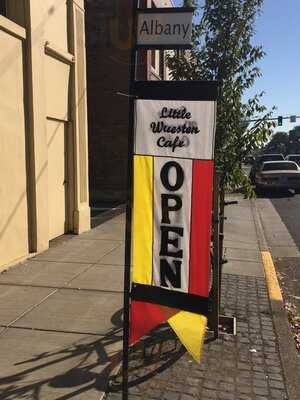 Little Wuesten Cafe