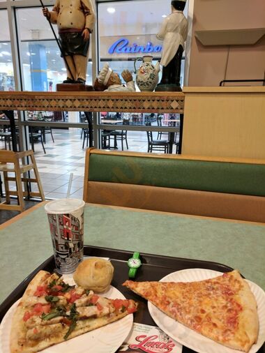 Luca's Pizza