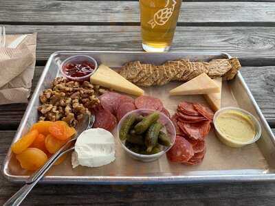 Hiho Brewing Company