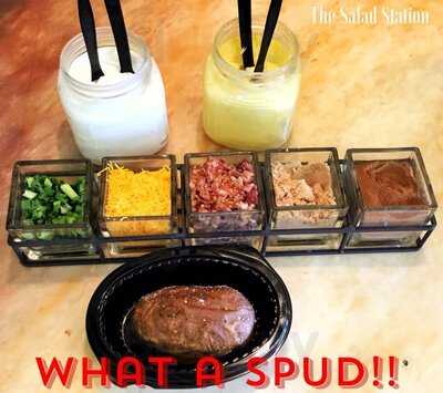 The Salad Station
