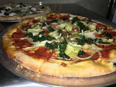 Grand Pizza & Restaurant