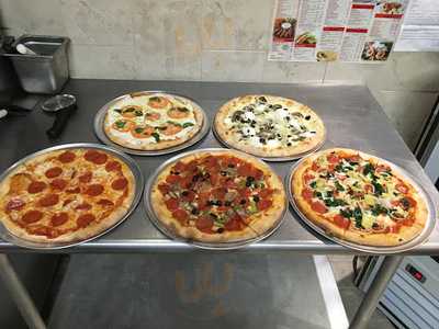 Grand Pizza & Restaurant