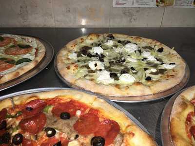 Grand Pizza & Restaurant