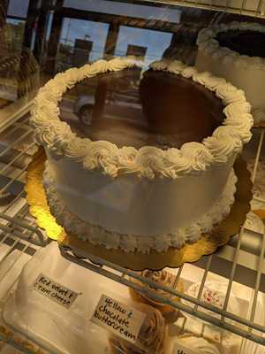 Pallotta's Pastries And Gift